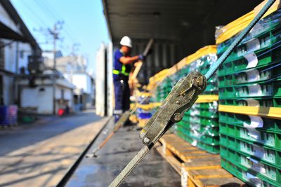 pallet pooling vs buying plastic pallets